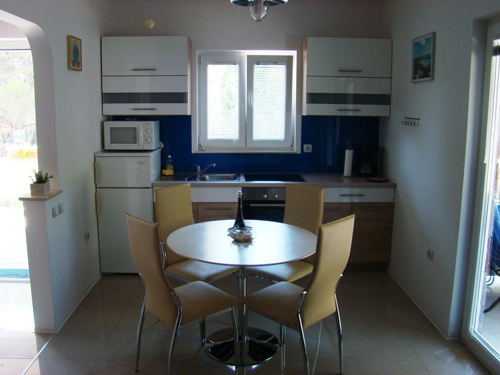 Apartments Pinus Pirovac Chambre photo